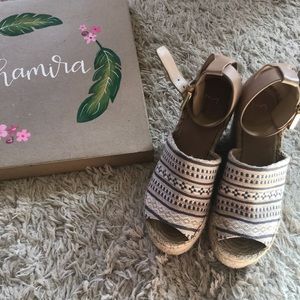 perfect everyday platform wedges 😎